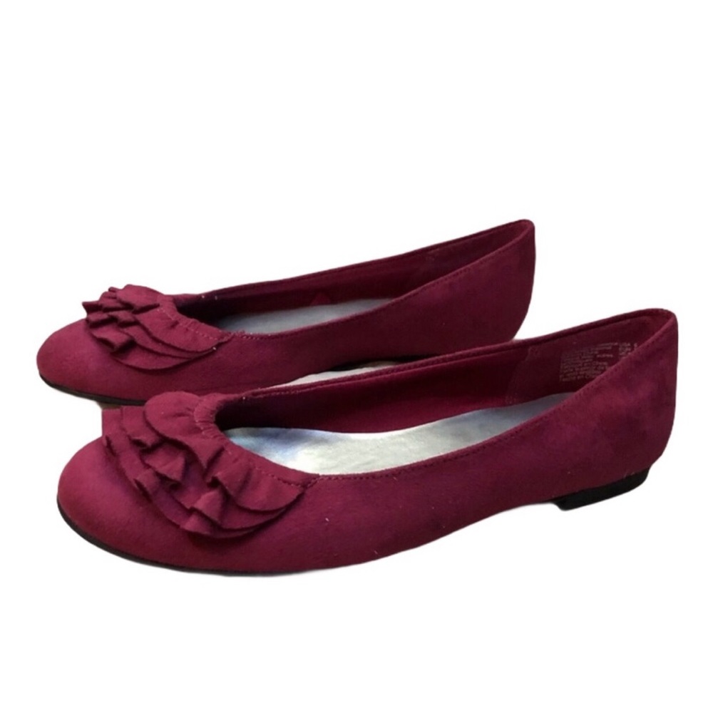 American Eagle Pink Rosado Ruffle Eve Flats